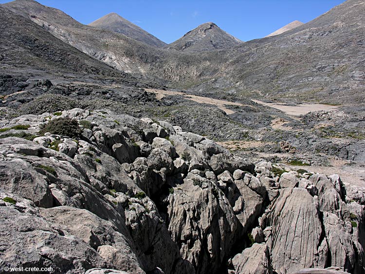 The valley north of Ammoutsera  - click to enlarge