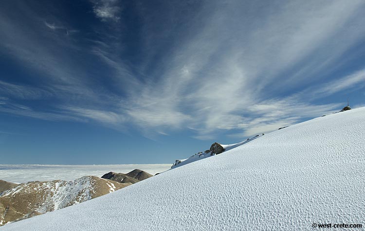 You ou can see the summit of Pachnes in the top right of the picture - click to enlarge