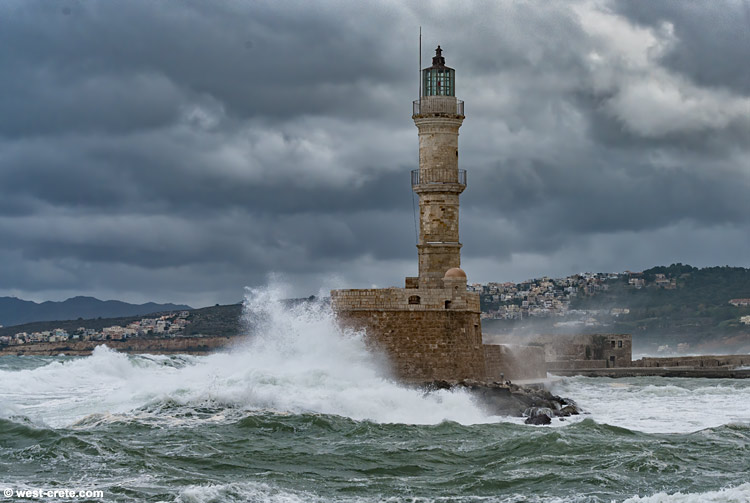 Storm in Chania -  click on the image to enlarge